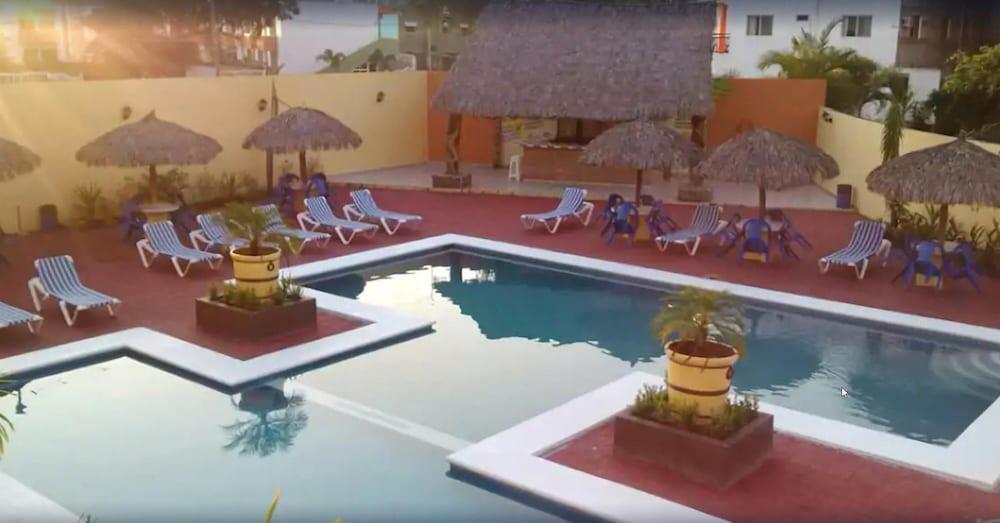 Casa Margarita Hotel リンコン・デ・グアヤビトス エクステリア 写真